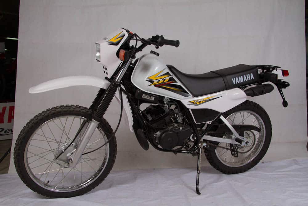 YAMAHA DT175
