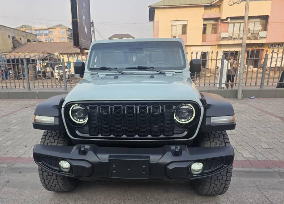 Jeep Wrangler Willys