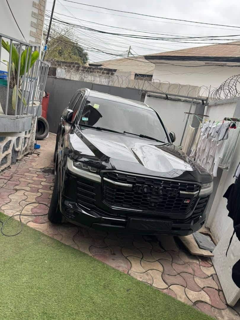 Toyota Land Cruiser  GXR Twin Turbo 2024